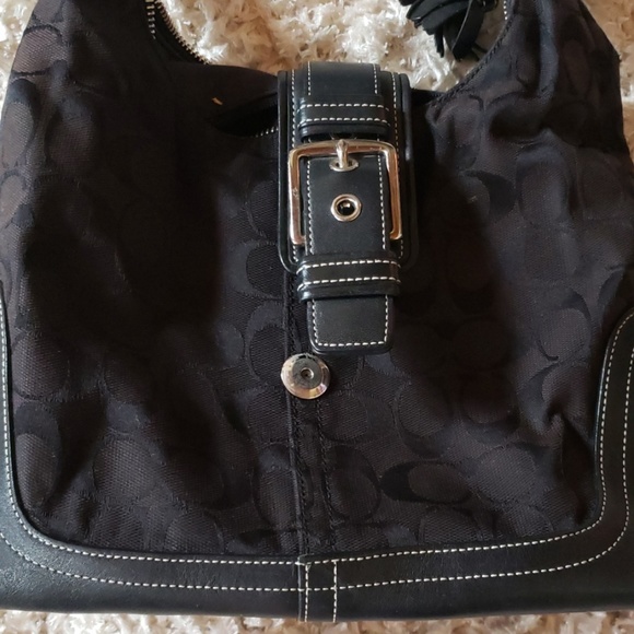 Signature Coach Purse - Picture 2 of 7